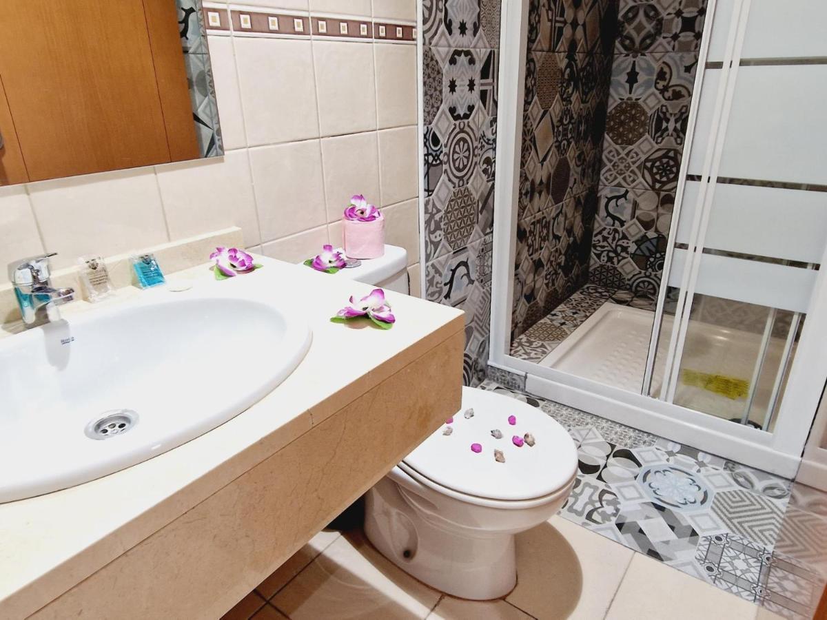 Precious 3 Bedroom, Oasis De Fanabe Wifi Free 阿德耶 外观 照片